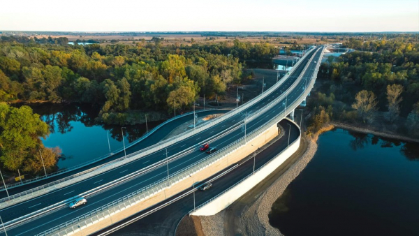 Новий міст через Десну запрацював наповну