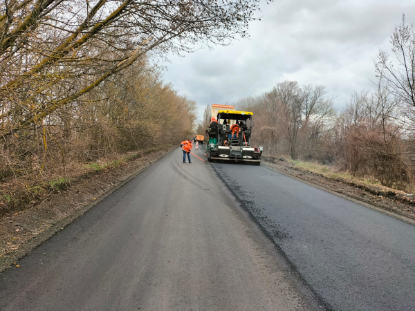 Ремонт доріг на Чернігівщині триває