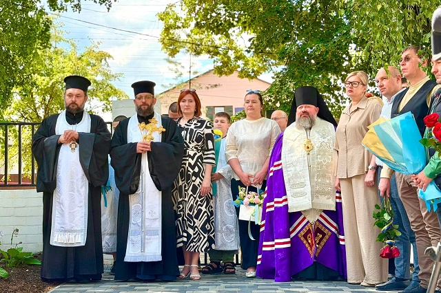 священники і гості