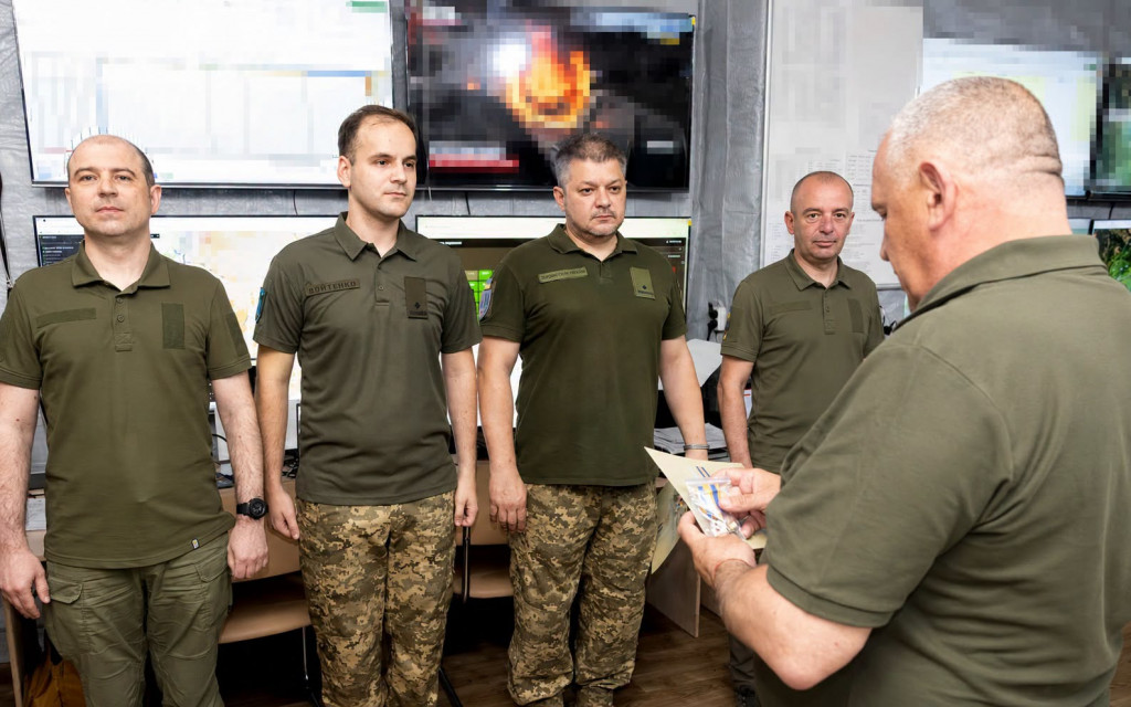 вручення відзнак військовим