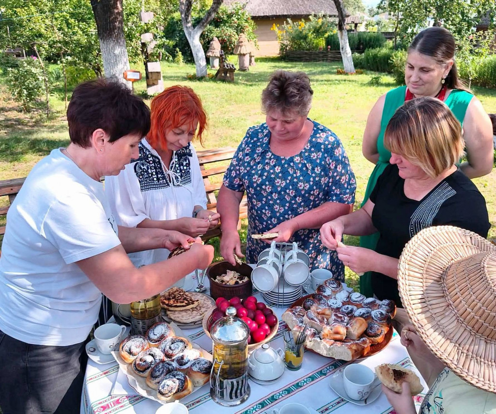 маковій