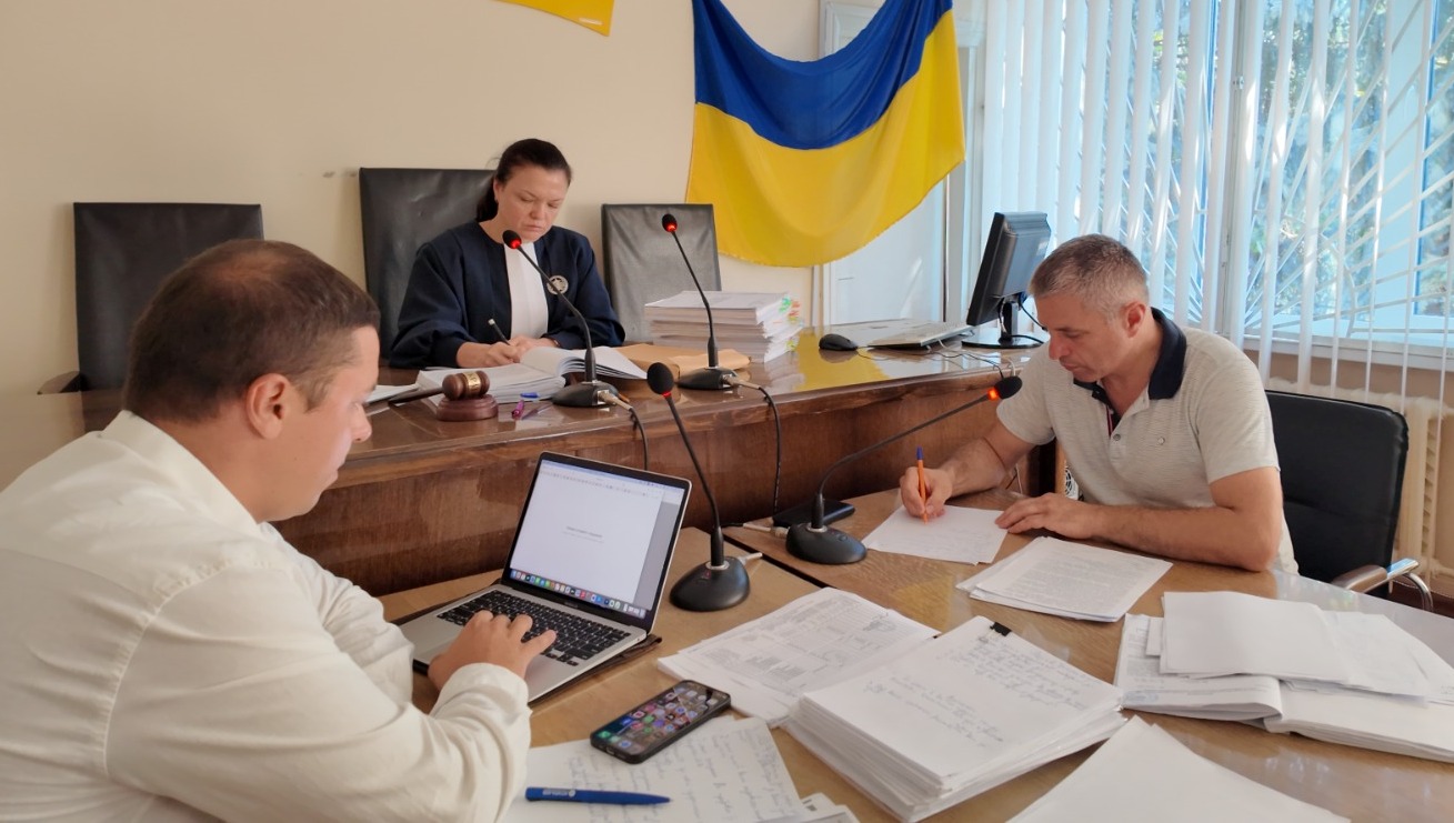 Розгляд справи у Борзнянському районному суді. Справу веде суддя Оксана Данько