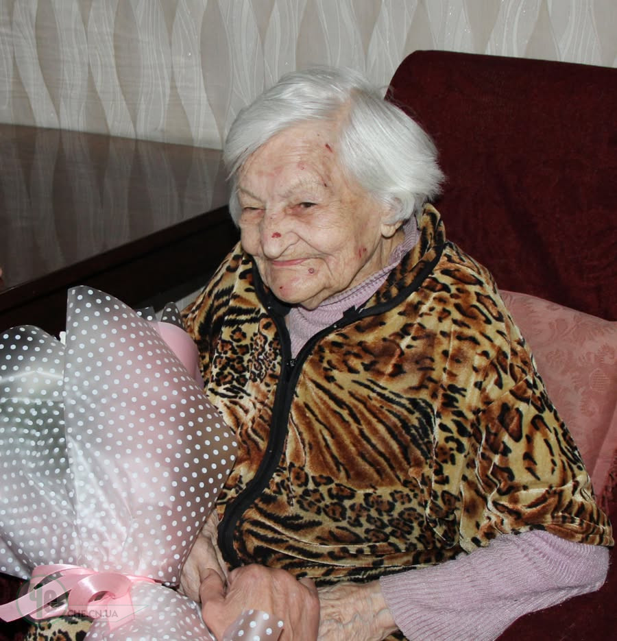 довгожителька
